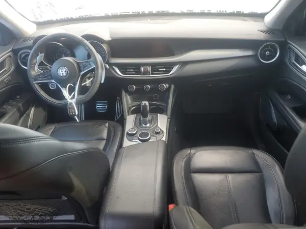 ZASPAJAN2K7C58002 2019 ALFA ROMEO STELVIO - Image 8