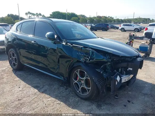 ZASPAJAN2L7C83550 2020 ALFA ROMEO STELVIO - Image 1