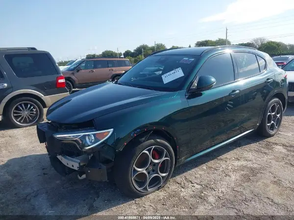 ZASPAJAN2L7C83550 2020 ALFA ROMEO STELVIO - Image 2