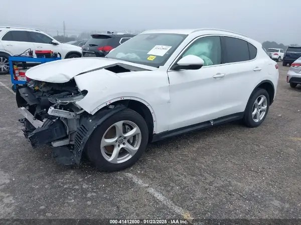 ZASPAJAN2L7C92247 2020 ALFA ROMEO STELVIO - Image 2