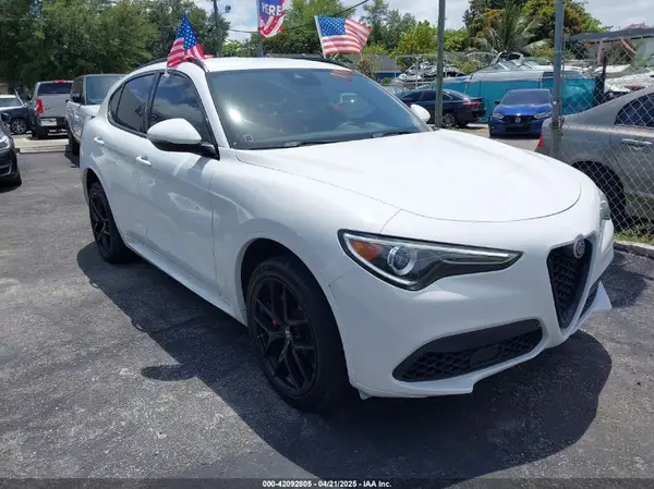ZASPAJAN2L7C92443 2020 ALFA ROMEO STELVIO - Image 1