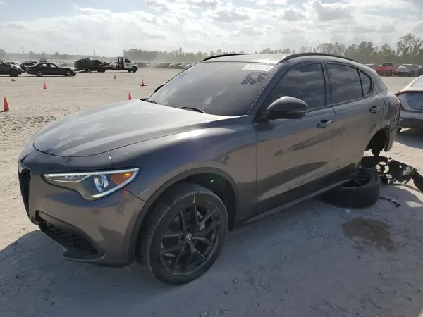 ZASPAJAN2M7D17147 2021 ALFA ROMEO STELVIO - Image 1