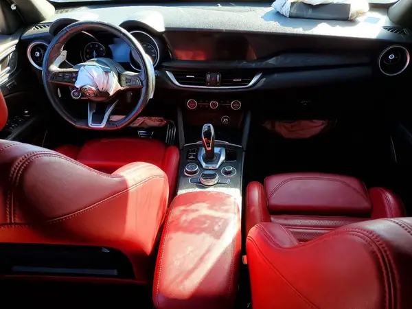 ZASPAJAN2N7D27727 2022 ALFA ROMEO STELVIO - Image 8