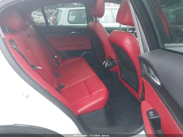ZASPAJAN3K7C57831 2019 ALFA ROMEO STELVIO - Image 8