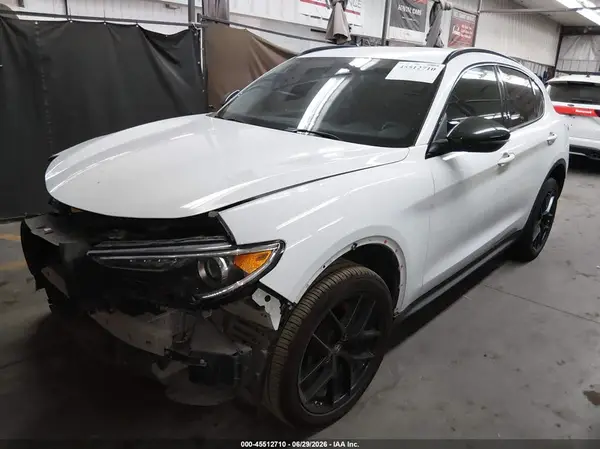 ZASPAJAN3K7C70823 2019 ALFA ROMEO STELVIO - Image 2