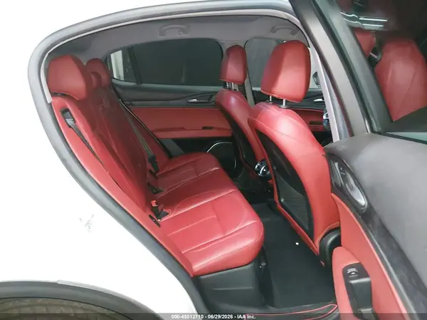 ZASPAJAN3K7C70823 2019 ALFA ROMEO STELVIO - Image 8