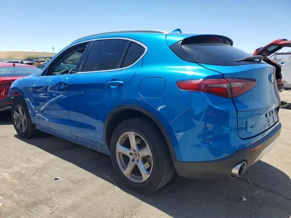 ZASPAJAN3L7C84304 2020 ALFA ROMEO STELVIO - Image 2