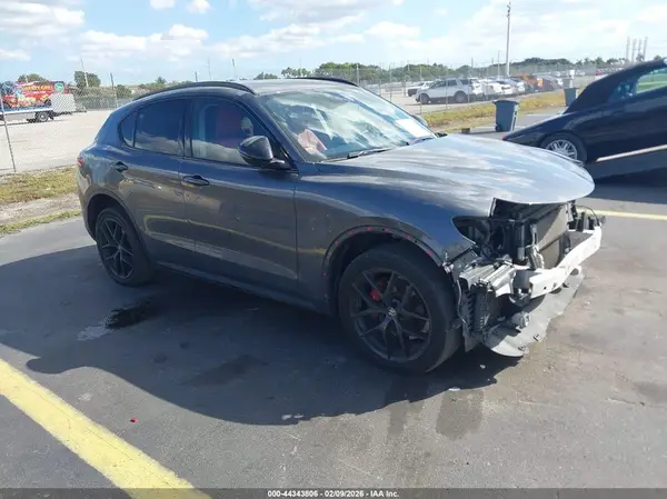 ZASPAJAN3L7C93181 2020 ALFA ROMEO STELVIO