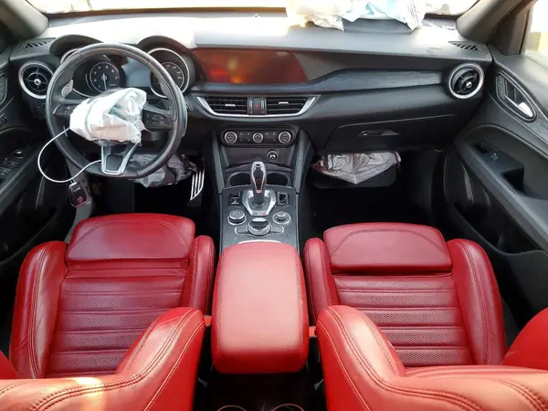 ZASPAJAN3N7D29390 2022 ALFA ROMEO STELVIO - Image 8