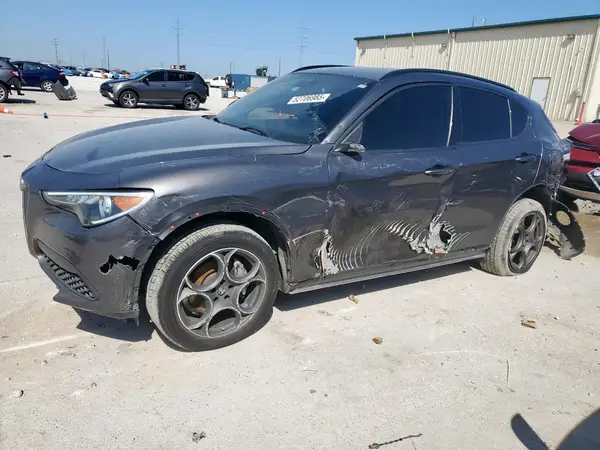 ZASPAJAN3N7D37652 2022 ALFA ROMEO STELVIO - Image 1