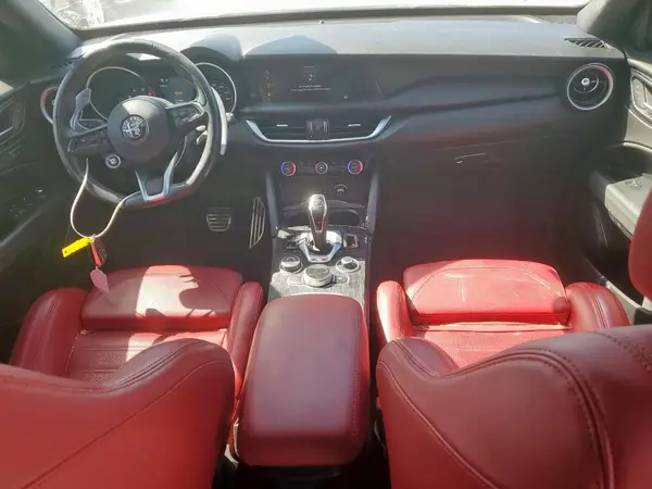 ZASPAJAN3N7D37652 2022 ALFA ROMEO STELVIO - Image 8