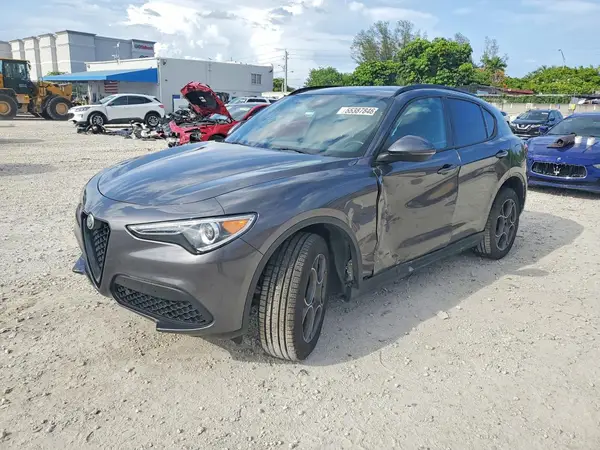 ZASPAJAN3P7D59704 2023 ALFA ROMEO STELVIO - Image 1