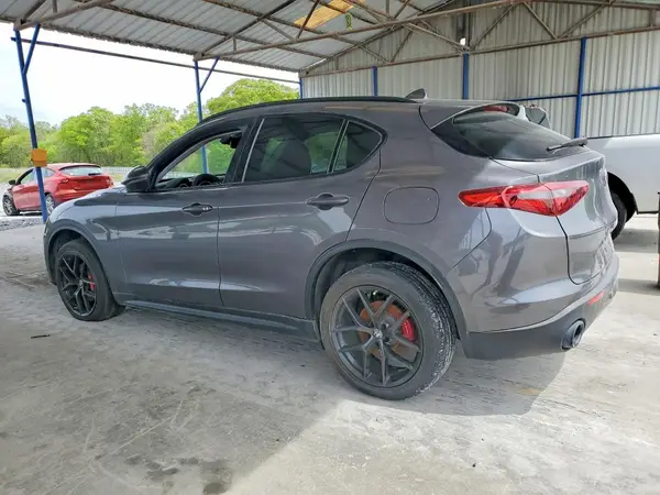 ZASPAJAN4K7C70457 2019 ALFA ROMEO STELVIO - Image 2