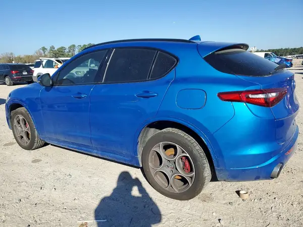 ZASPAJAN4L7C75675 2020 ALFA ROMEO STELVIO - Image 2