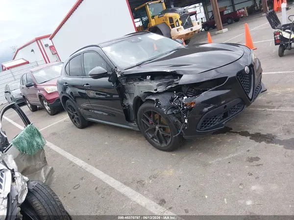 ZASPAJAN4L7C83534 2020 ALFA ROMEO STELVIO - Image 1