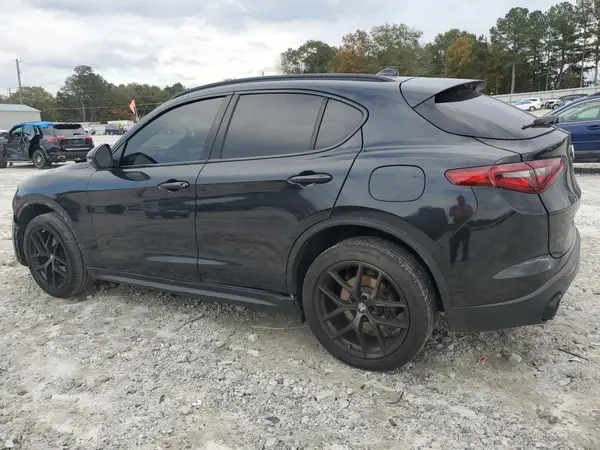 ZASPAJAN4L7C95327 2020 ALFA ROMEO STELVIO - Image 2