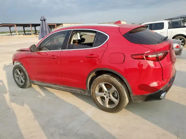 ZASPAJAN4M7C98598 2021 ALFA ROMEO STELVIO - Image 2
