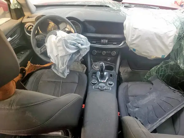 ZASPAJAN4M7C98598 2021 ALFA ROMEO STELVIO - Image 8