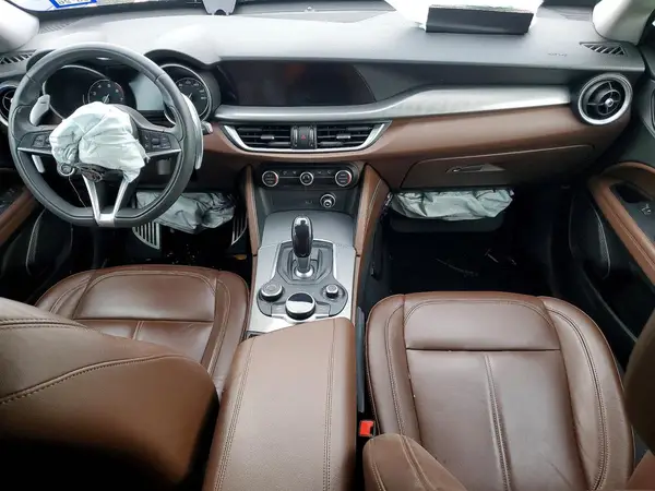 ZASPAJAN5K7C45311 2019 ALFA ROMEO STELVIO - Image 8