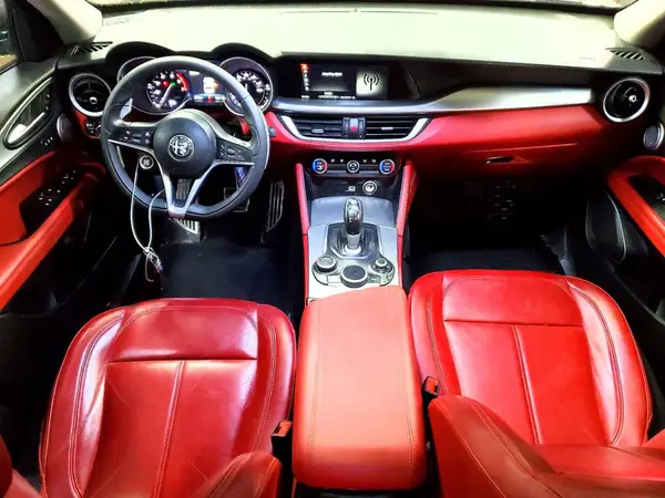 ZASPAJAN5K7C57085 2019 ALFA ROMEO STELVIO - Image 8