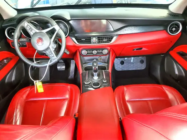 ZASPAJAN5K7C68359 2019 ALFA ROMEO STELVIO - Image 8