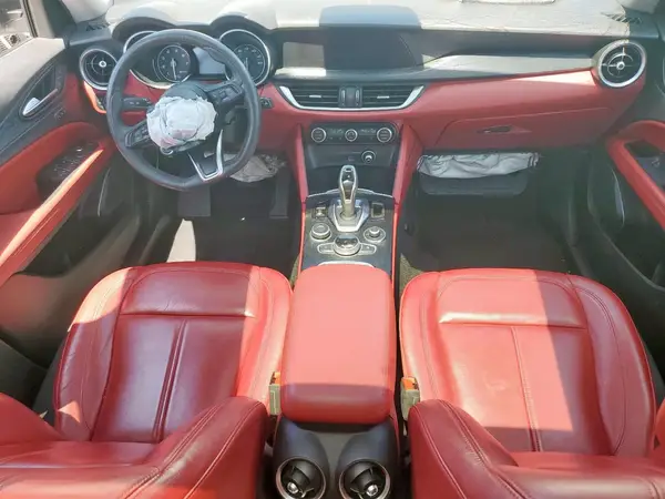 ZASPAJAN5L7C75684 2020 ALFA ROMEO STELVIO - Image 8