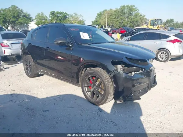 ZASPAJAN5L7C86099 2020 ALFA ROMEO STELVIO - Image 1