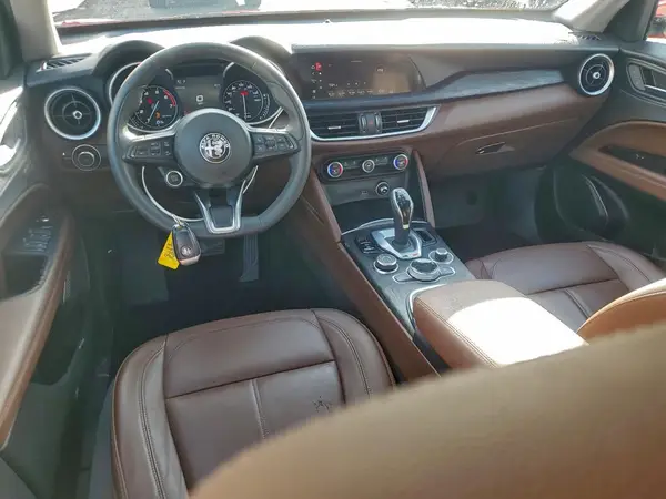 ZASPAJAN5M7C99890 2021 ALFA ROMEO STELVIO - Image 8