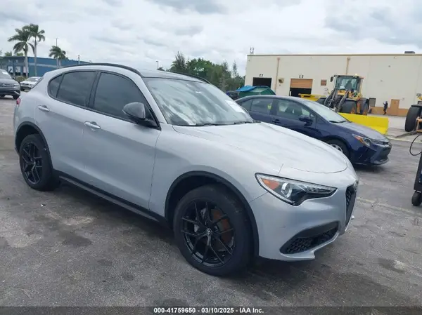 ZASPAJAN5M7D01315 2021 ALFA ROMEO STELVIO