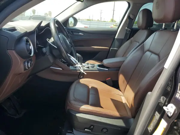 2021 ALFA ROMEO STELVIO auction photo 7