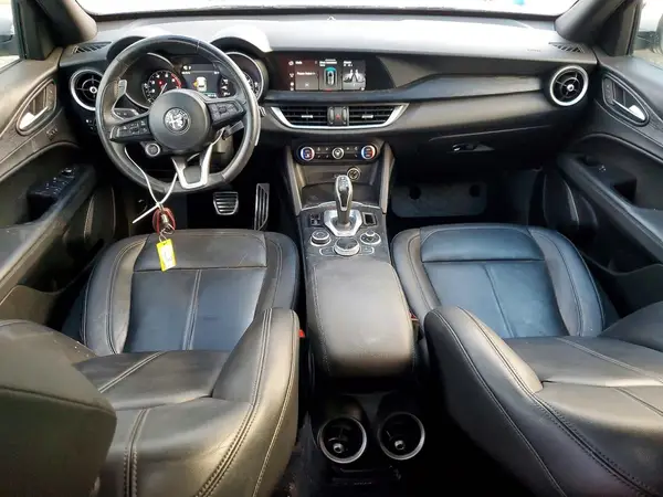 ZASPAJAN5N7D24742 2022 ALFA ROMEO STELVIO - Image 8