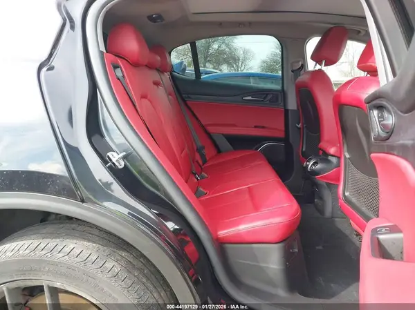 ZASPAJAN6K7C71156 2019 ALFA ROMEO STELVIO - Image 8