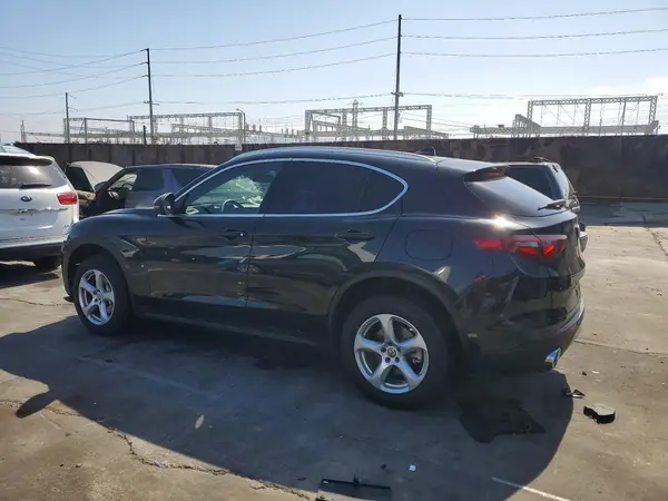 ZASPAJAN6L7C88508 2020 ALFA ROMEO STELVIO - Image 2