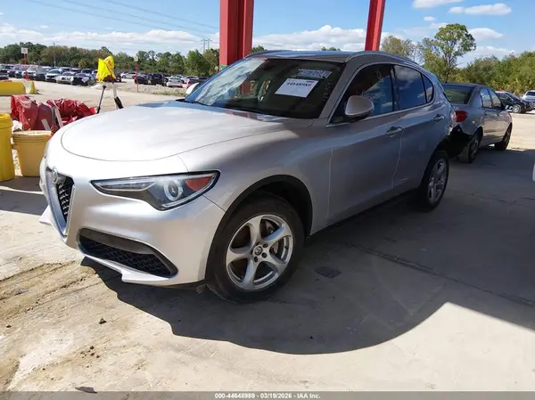 ZASPAJAN6L7C92168 2020 ALFA ROMEO STELVIO - Image 2