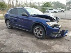 ZASPAJAN6M7D13599 2021 ALFA ROMEO STELVIO
