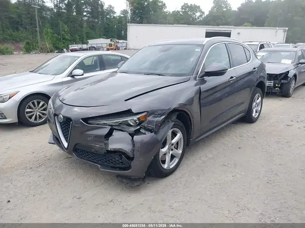 ZASPAJAN7K7C41129 2019 ALFA ROMEO STELVIO - Image 2
