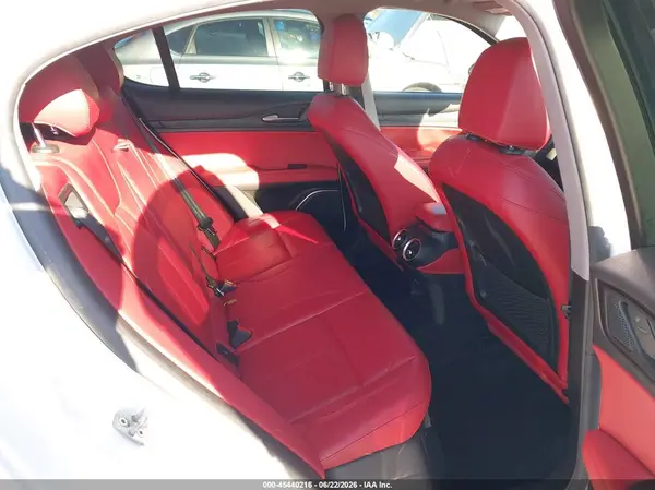 ZASPAJAN7L7C86315 2020 ALFA ROMEO STELVIO - Image 8