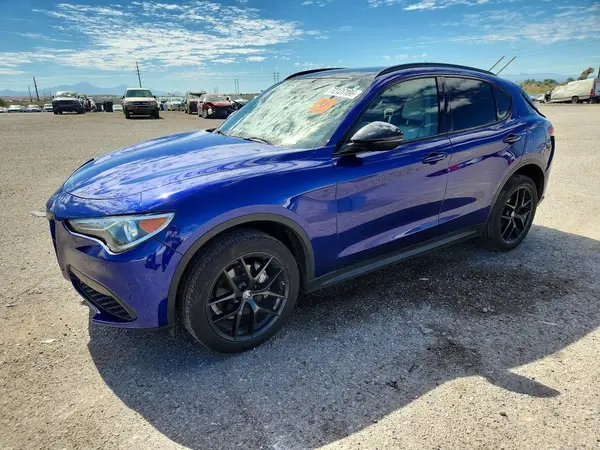 ZASPAJAN7M7D02773 2021 ALFA ROMEO STELVIO - Image 1