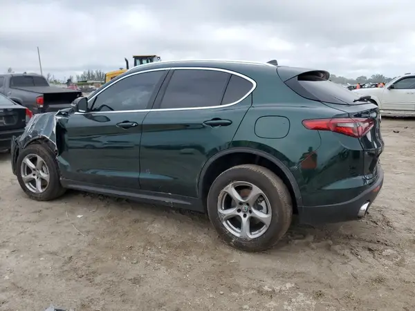 ZASPAJAN7M7D15636 2021 ALFA ROMEO STELVIO - Image 2