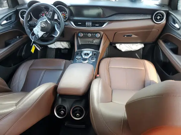 ZASPAJAN7M7D15636 2021 ALFA ROMEO STELVIO - Image 8