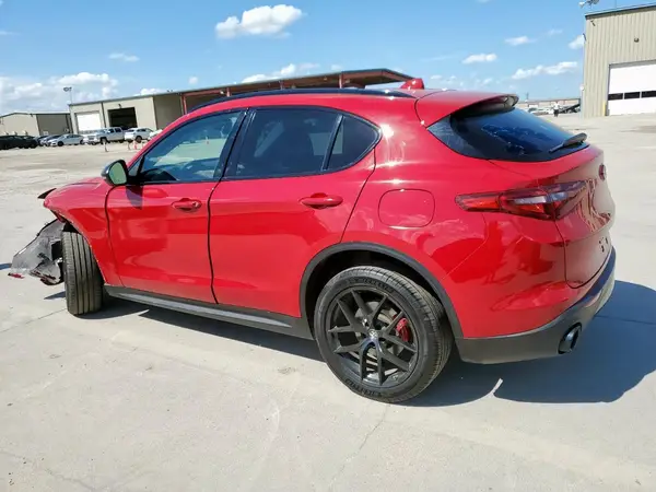 ZASPAJAN8K7C36120 2019 ALFA ROMEO STELVIO - Image 2