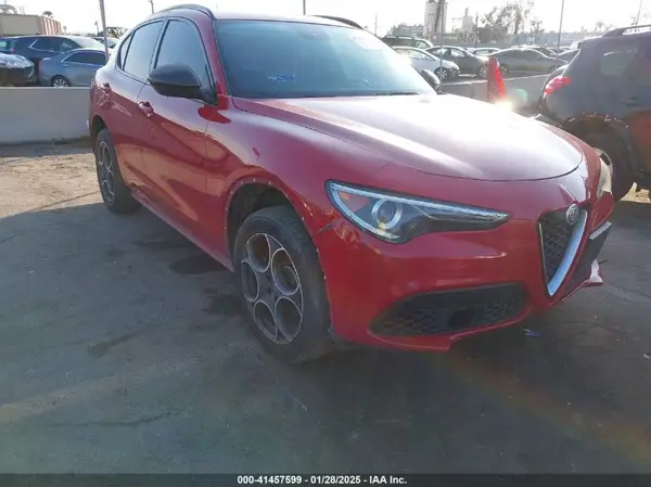 ZASPAJAN8K7C40006 2019 ALFA ROMEO STELVIO - Image 1