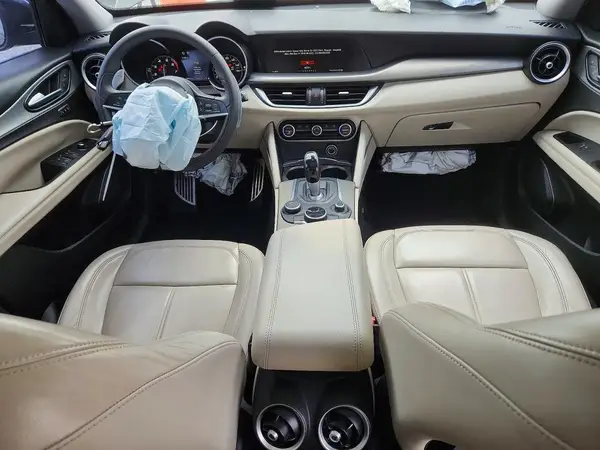 ZASPAJAN8K7C48512 2019 ALFA ROMEO STELVIO - Image 8