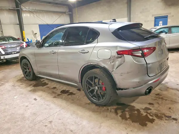 ZASPAJAN9L7C91385 2020 ALFA ROMEO STELVIO - Image 2