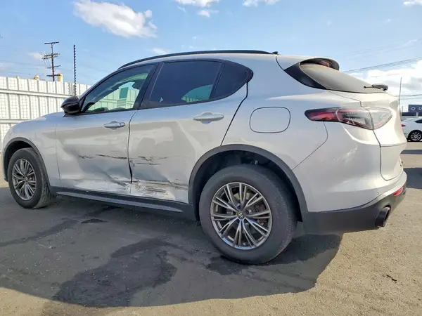 ZASPAJAN9R7D78468 2024 ALFA ROMEO STELVIO - Image 2