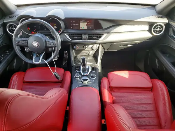 ZASPAJAN9R7D78468 2024 ALFA ROMEO STELVIO - Image 8