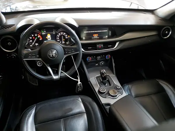 ZASPAJANXK7C38905 2019 ALFA ROMEO STELVIO - Image 8