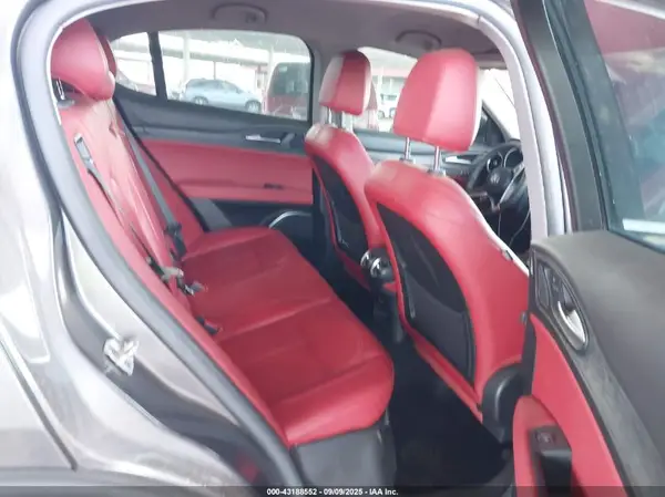 ZASPAJANXK7C71144 2019 ALFA ROMEO STELVIO - Image 8
