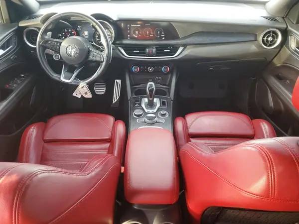 ZASPAJANXN7D24753 2022 ALFA ROMEO STELVIO - Image 8