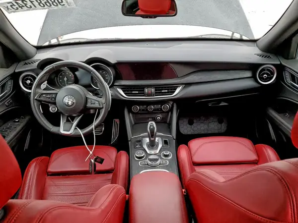 ZASPAJANXN7D46977 2022 ALFA ROMEO STELVIO - Image 8